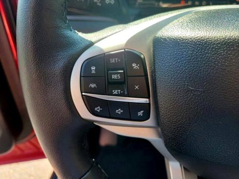 Used 2024 Ford Explorer Limited image 26