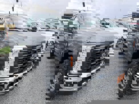 New 2026 Ford F350 XL image 3