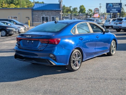 Used 2023 Kia Forte LXS image 9