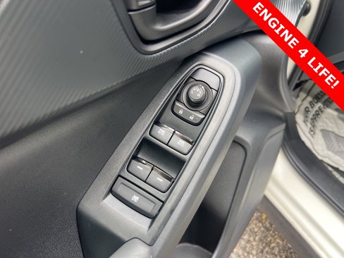 Used 2024 Subaru Crosstrek 2.0i Premium image 6