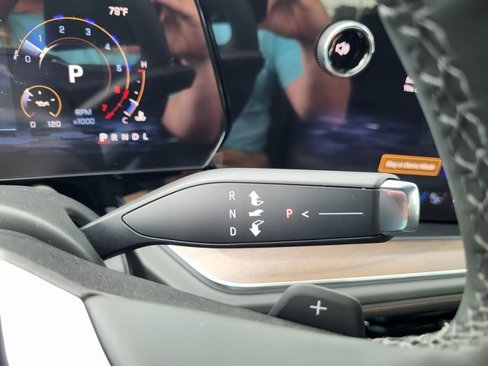 New 2025 Chevrolet Tahoe High Country image 23