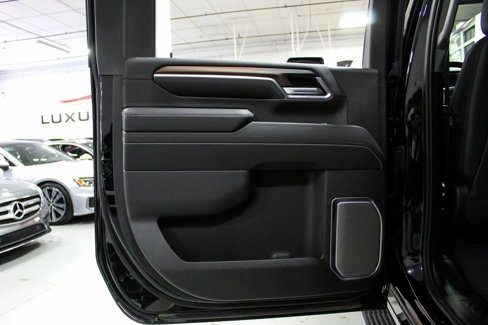 Used 2024 GMC Sierra 2500 Denali w/ Technology Package image 35