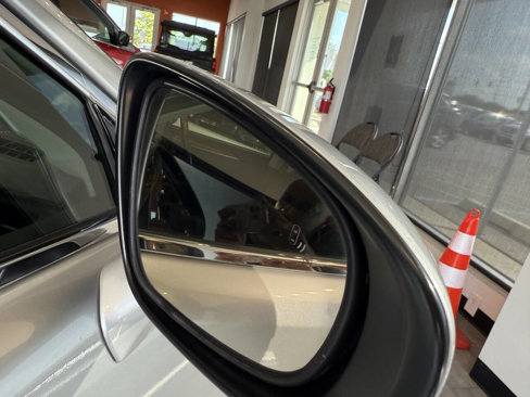 Used 2014 Lexus ES 300h image 56