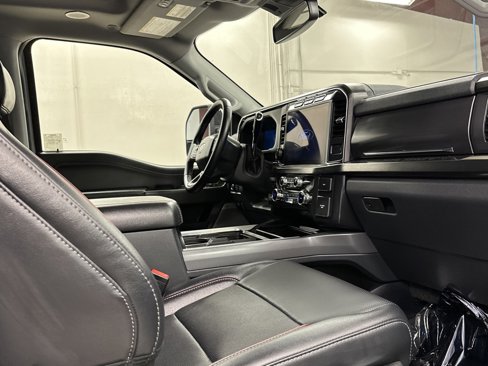 Used 2024 Ford F250 Lariat w/ Lariat Ultimate Package image 36