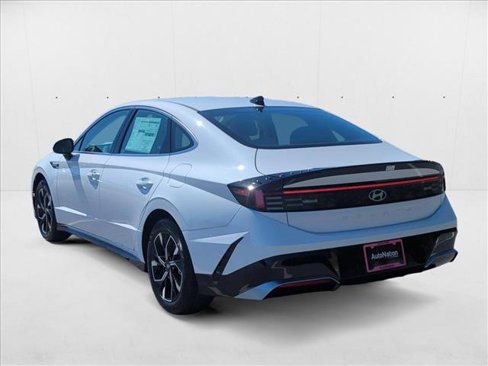 New 2025 Hyundai Sonata SEL image 10