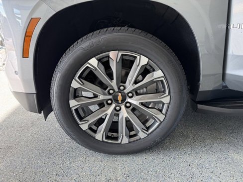 New 2026 Chevrolet Suburban High Country w/ Sun And Tow Package image 29