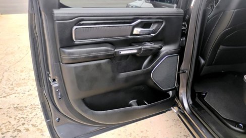Used 2024 RAM 1500 Laramie image 13