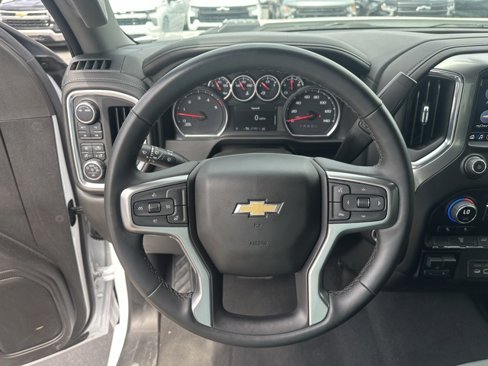 Used 2023 Chevrolet Silverado 3500 LTZ w/ Gooseneck/5TH Wheel Package image 31