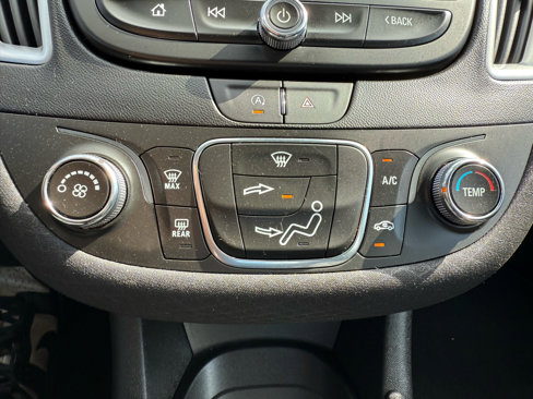 Used 2023 Chevrolet Malibu RS image 13