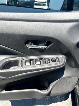 Used 2023 Nissan Versa SV image 13