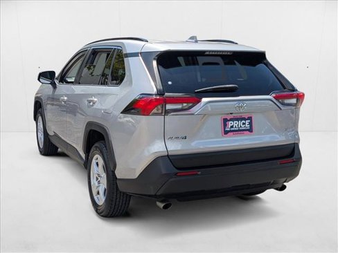 Used 2021 Toyota RAV4 XLE image 7