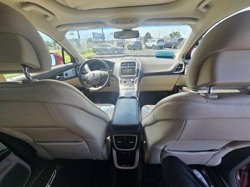 Used 2016 Lincoln MKX Reserve w/ Luxury Package image 22