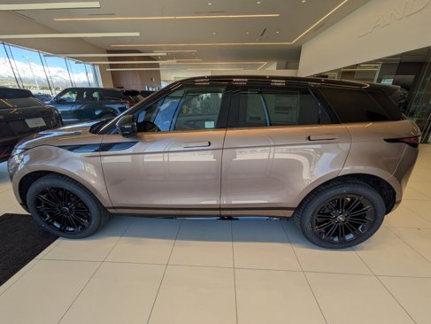 New 2026 Land Rover Range Rover Evoque Dynamic SE image 7