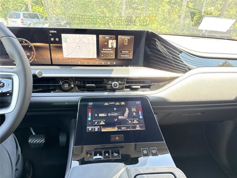 New 2026 INFINITI QX80 Luxe image 52