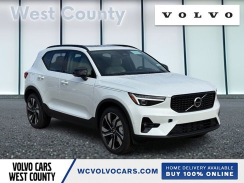 New 2026 Volvo XC40 B5 Ultra w/ Climate Package image 1