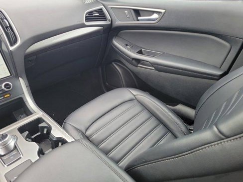 Used 2024 Ford Edge SEL image 15