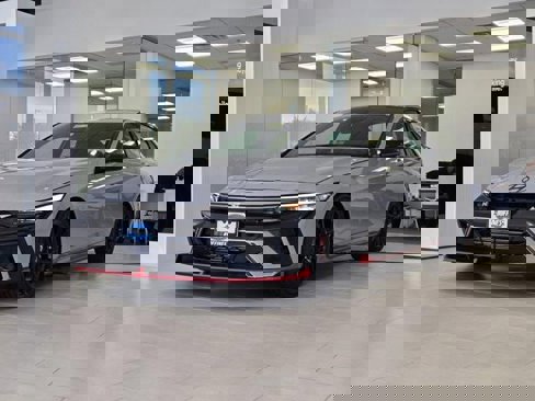 New 2025 Hyundai Elantra N image 2