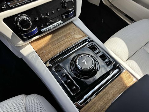 New 2025 Rolls-Royce Ghost image 26