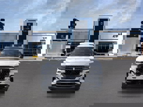 New 2025 Lincoln Nautilus Premier w/ Equipment Group 102A image 6