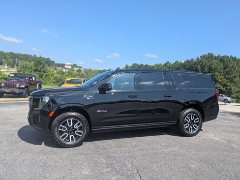 Used 2023 GMC Yukon XL AT4 image 8