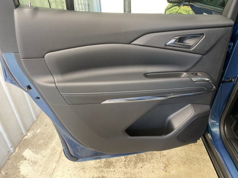New 2026 Chevrolet Traverse LT w/ Driver Confidence Package image 31