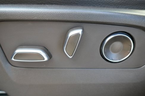 Used 2021 GMC Yukon Denali image 28