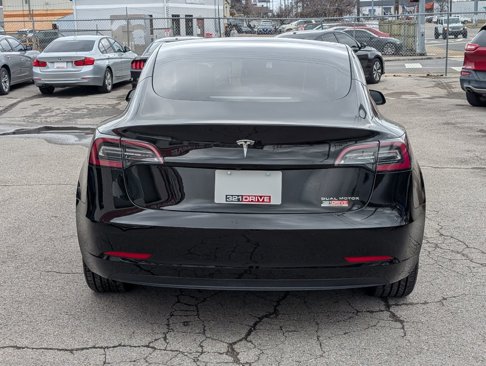 Used 2022 Tesla Model 3 Long Range image 7