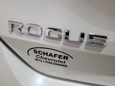 Used 2017 Nissan Rogue SL image 65