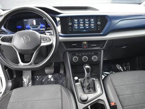 Used 2022 Volkswagen Taos SE image 8