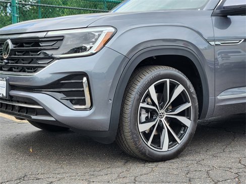 New 2025 Volkswagen Atlas Cross Sport SEL Premium R-Line image 8