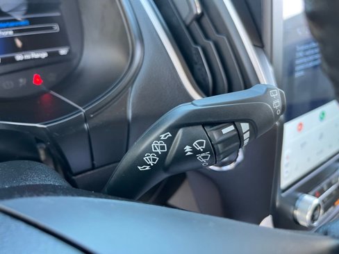 Used 2024 Ford Edge SEL image 31