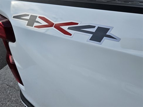 Used 2022 Chevrolet Silverado 1500 Custom image 40