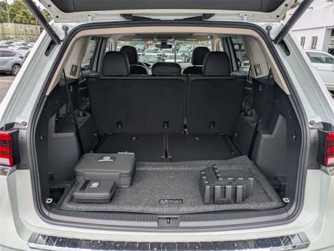 New 2025 Volkswagen Atlas SEL image 30