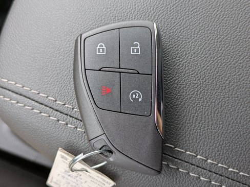 New 2026 GMC Canyon Elevation w/ Convenience Package image 30