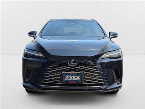 Used 2023 Lexus RX 350 FWD image 2