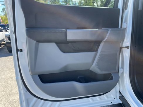 Used 2023 Ford F250 XLT w/ Snow Plow Prep Package image 13