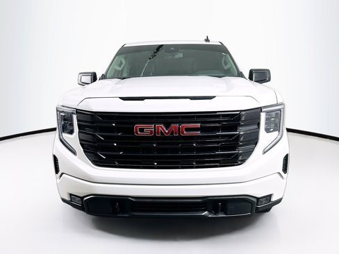 Used 2024 GMC Sierra 1500 Elevation image 2