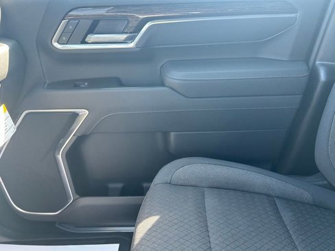 New 2026 GMC Sierra 3500 SLE w/ Preferred Package image 12