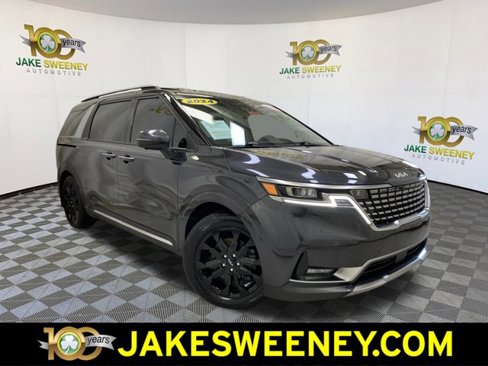 Used 2024 Kia Carnival SX Prestige image 1