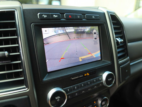 Used 2019 Ford Expedition Max XLT w/ Equipment Group 202A image 14