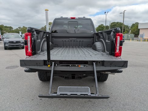 New 2025 Ford F250 Lariat w/ Lariat Ultimate Package image 13