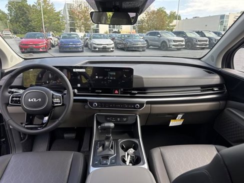 New 2026 Kia Carnival image 14