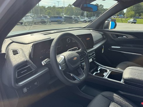 New 2026 Chevrolet Traverse LT w/ Sun and Wheel Package image 11