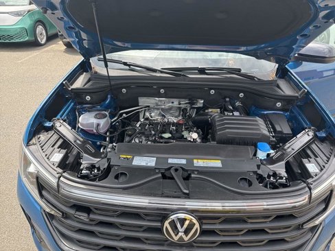 New 2025 Volkswagen Atlas Cross Sport SEL R-Line image 30