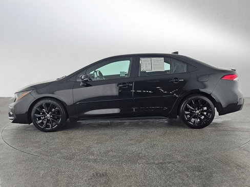 Used 2021 Toyota Corolla SE w/ Body Protection Package (TMS) image 6