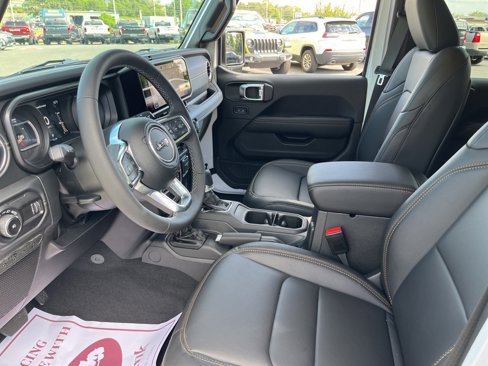 New 2025 Jeep Wrangler Sahara image 2