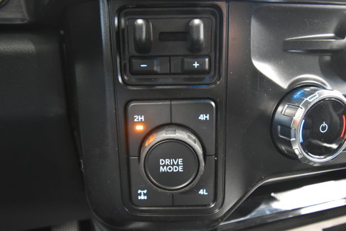 New 2025 Ford F250 Lariat w/ Lariat Ultimate Package image 15