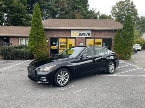 Used 2015 INFINITI Q50 Premium w/ Navigation Package image 2