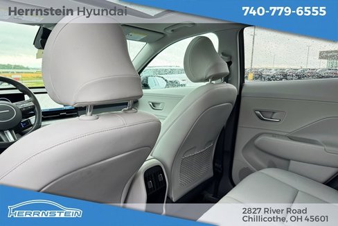 Certified 2024 Hyundai Kona Limited image 24