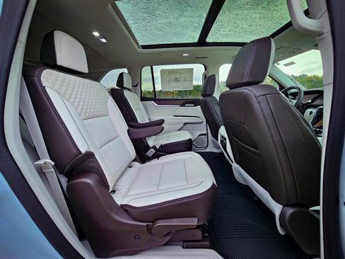 New 2026 GMC Acadia Denali w/ Super Cruise Package image 46